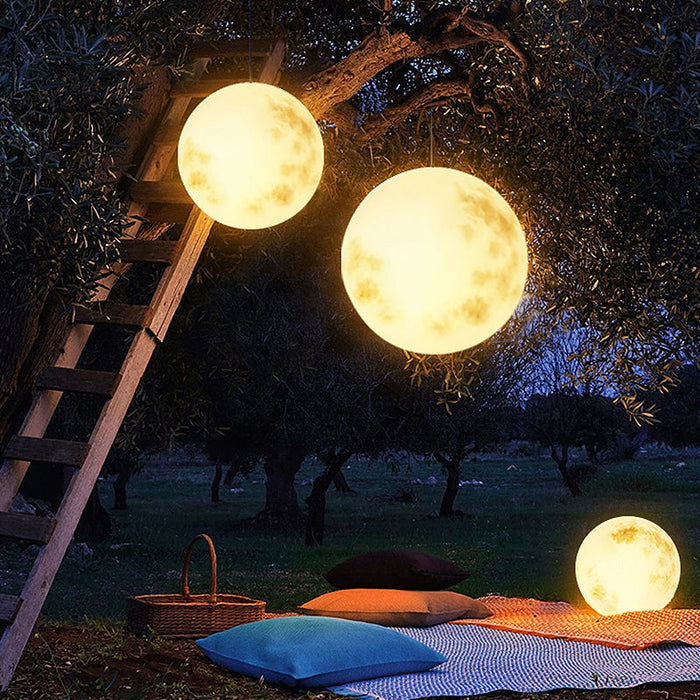 Moonlamp | Garden Lamp In The Shape Of A Moon