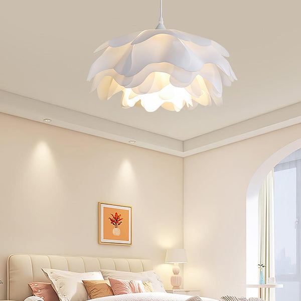 White Flower-Shaped Pendant Lamp