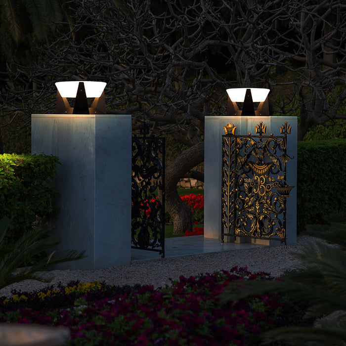 Landinglight | Luxury Outdoor Solar Energy Lamp