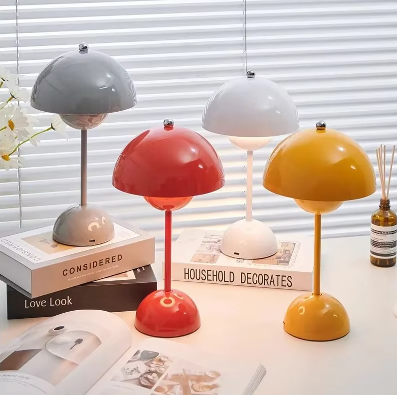 AURORA LED Lamp