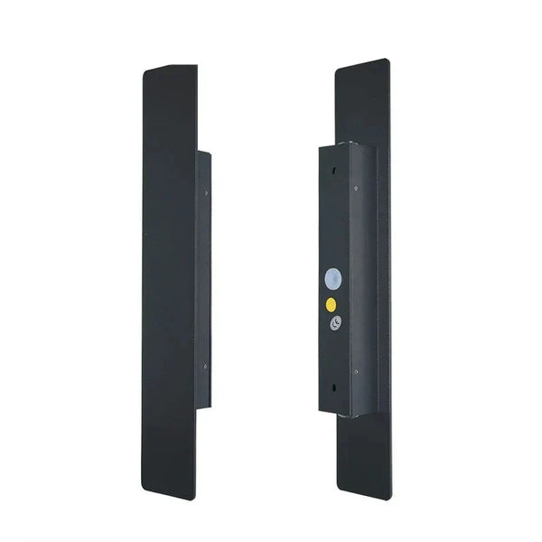 Triglow Outdoor Wall Light