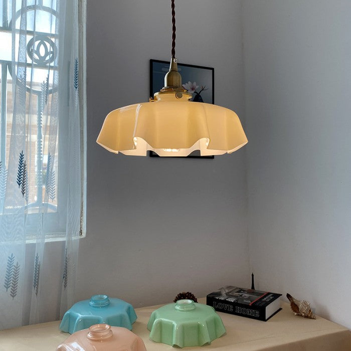 Retro Glass Flower Cream Pendant Lamp